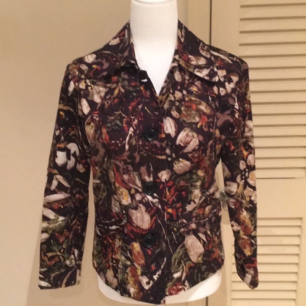 Beautiful fall foliage color print cotton jacket